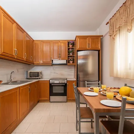 בית נופש The Stone House